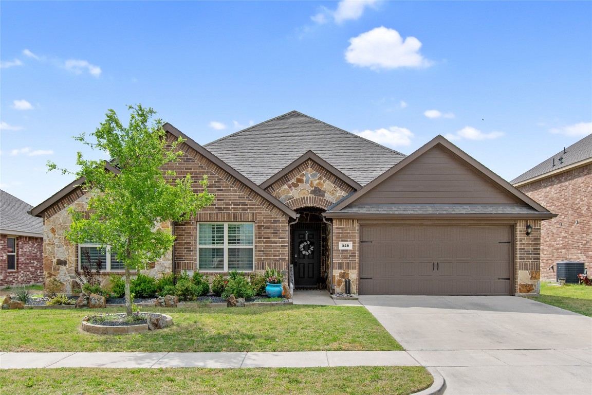 526 Clearlake Drive Waxahachie TX 75165