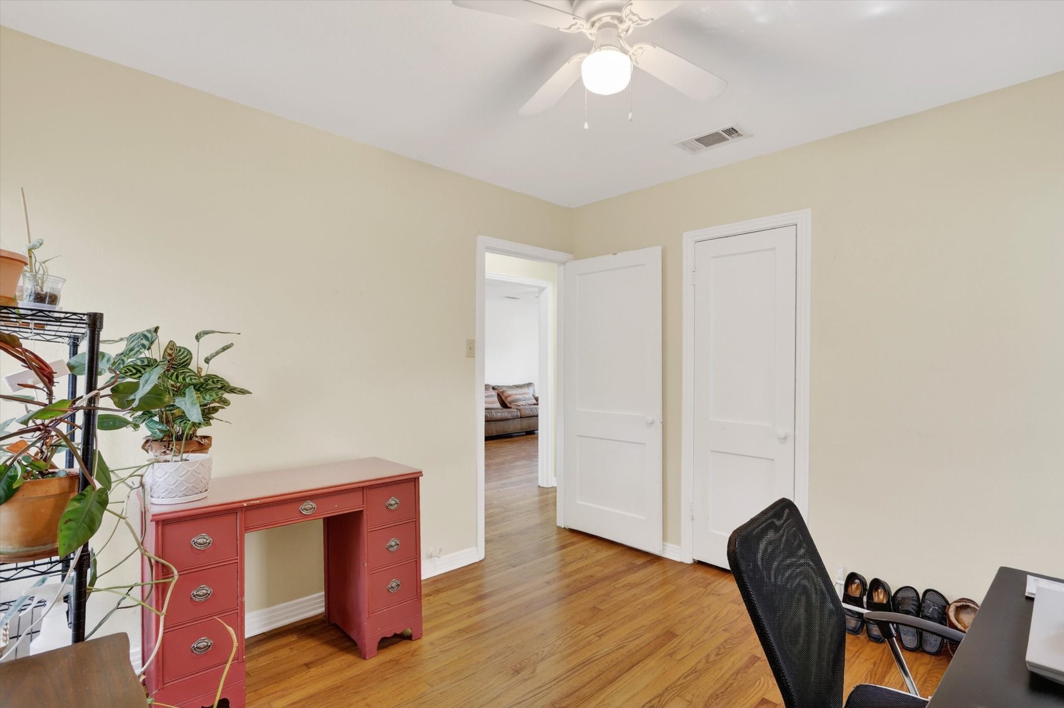 1439 Casa Vale Drive Dallas TX 75218