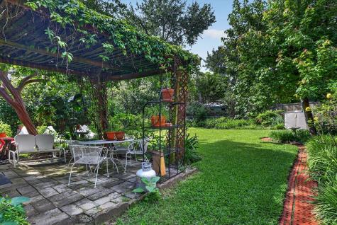 1439 Casa Vale Drive Dallas TX 75218
