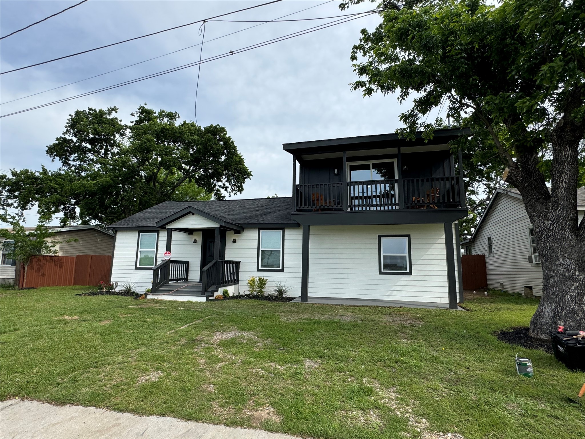 513 W South Street Whitesboro TX 76273