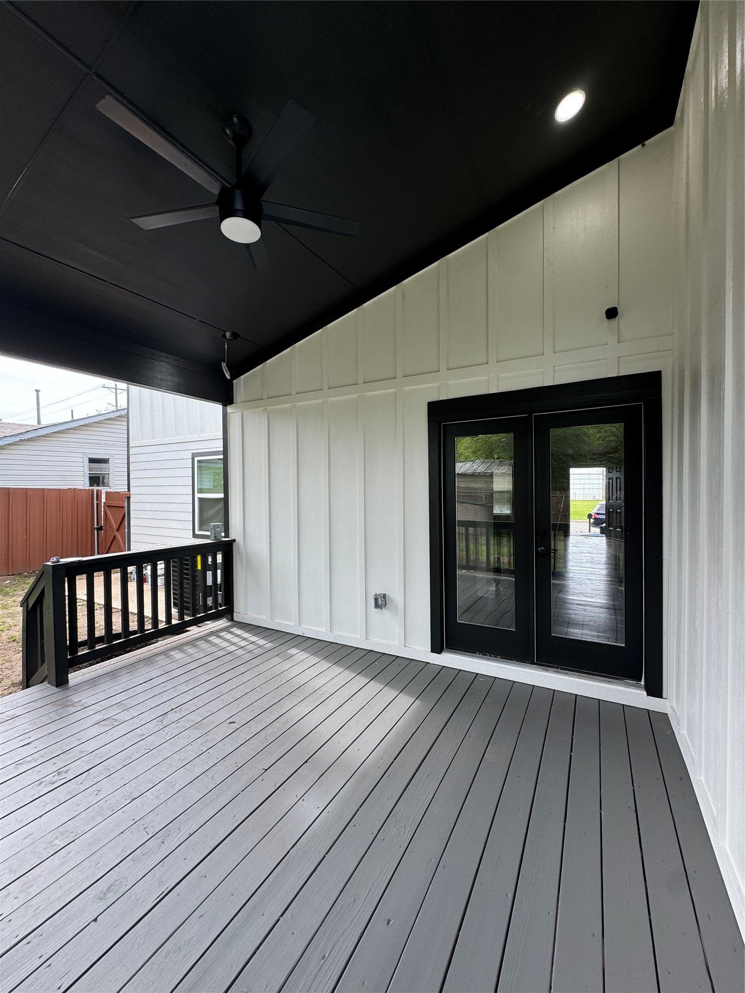 513 W South Street Whitesboro TX 76273