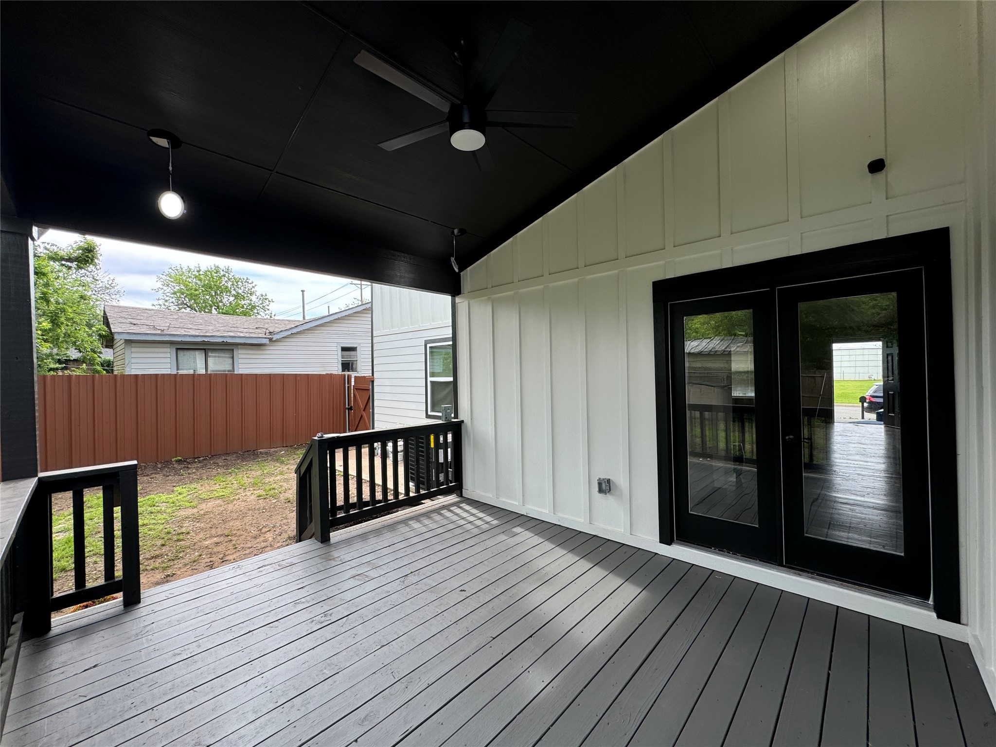 513 W South Street Whitesboro TX 76273