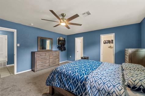 1004 W Elizabeth Drive Robinson TX 76706