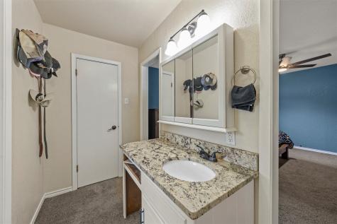 1004 W Elizabeth Drive Robinson TX 76706
