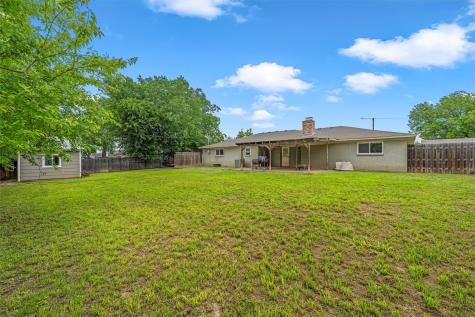 1004 W Elizabeth Drive Robinson TX 76706