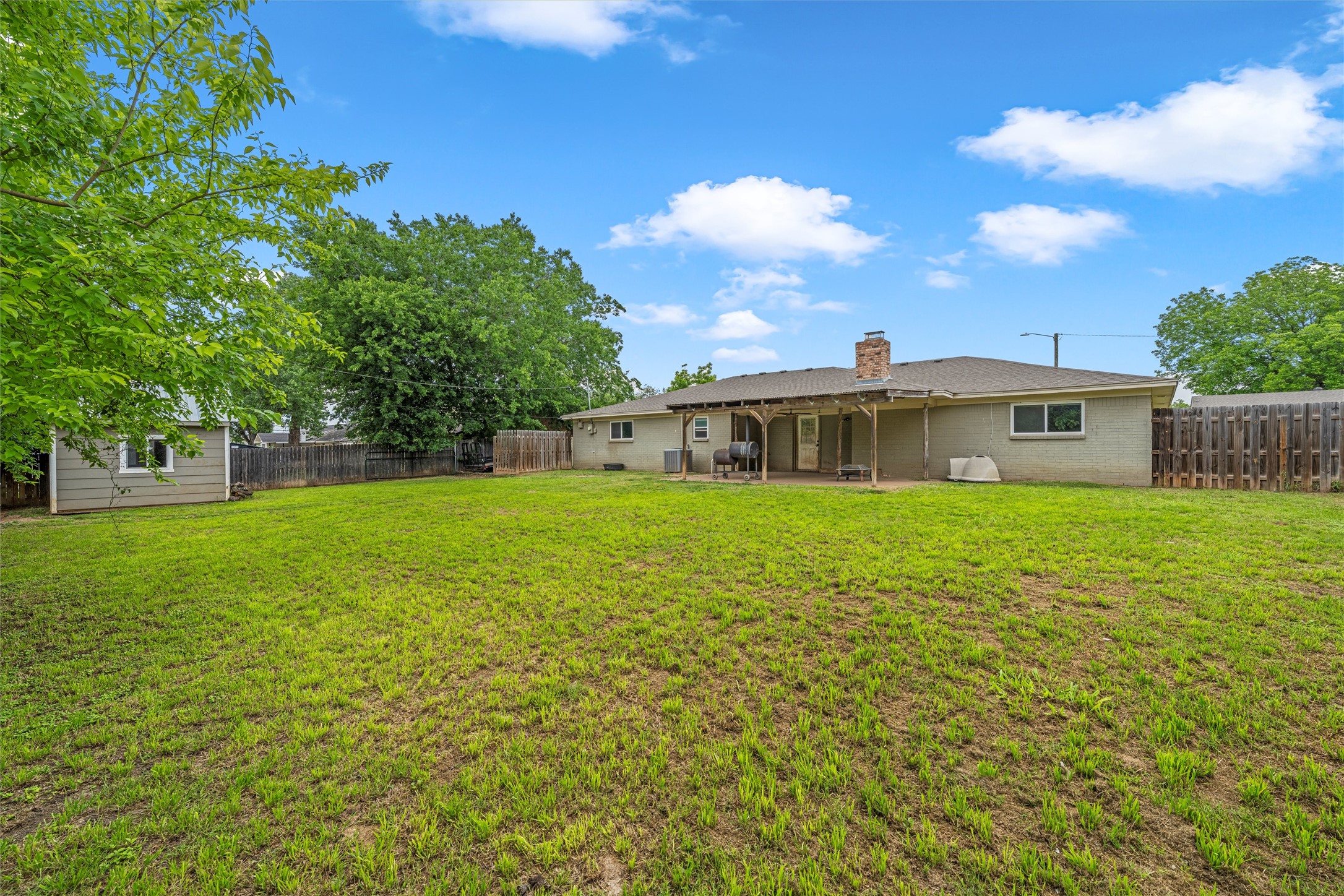 1004 W Elizabeth Drive Robinson TX 76706