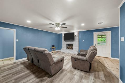 1004 W Elizabeth Drive Robinson TX 76706