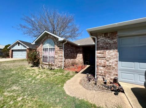 505 Starling Drive Desoto TX 75115