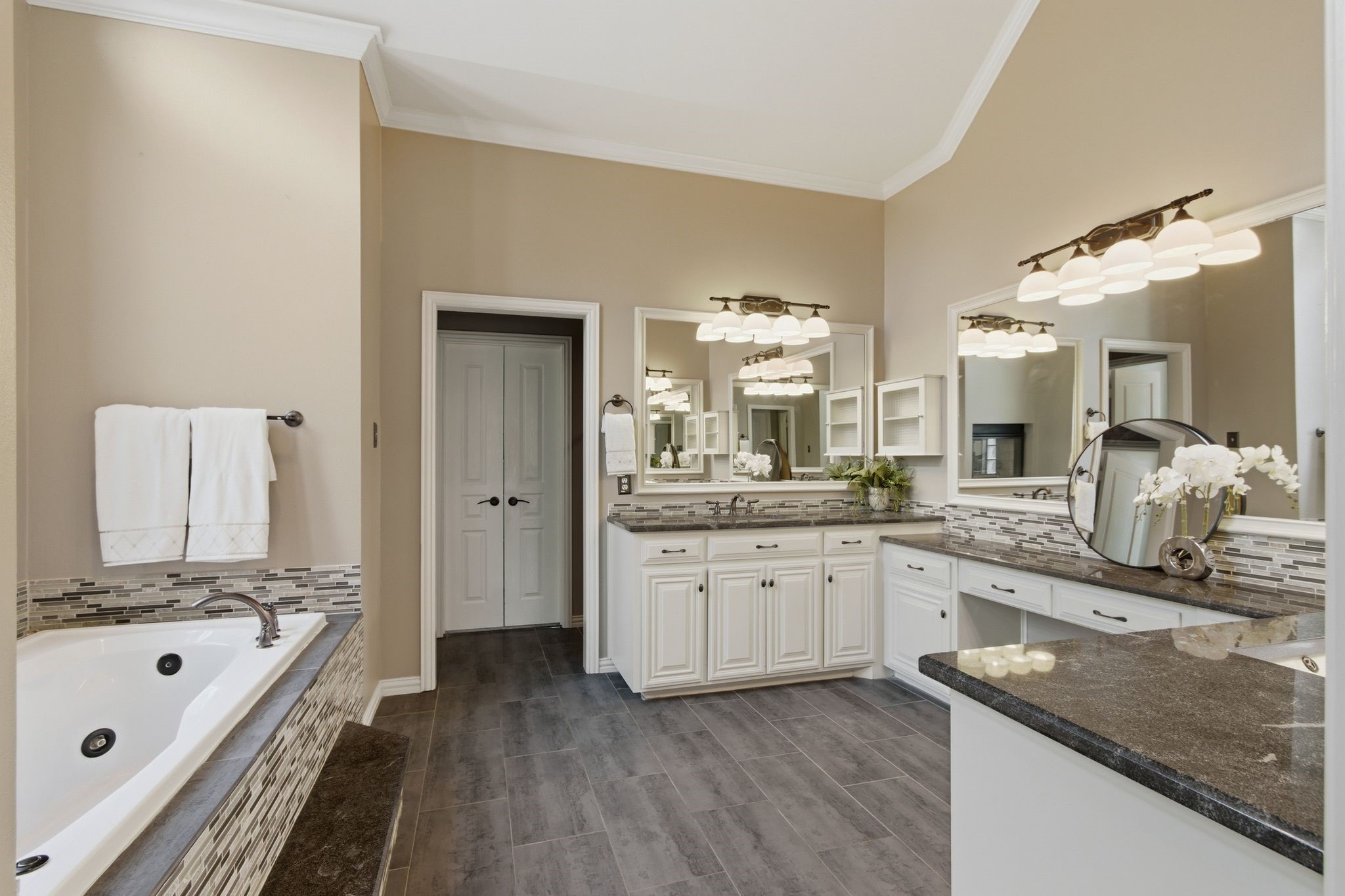 2002 Reynolds Drive Colleyville TX 76034