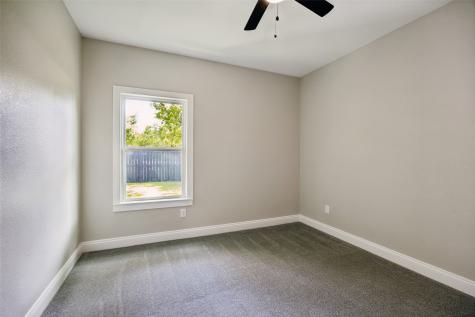 602 W Newton Street Terrell TX 75160