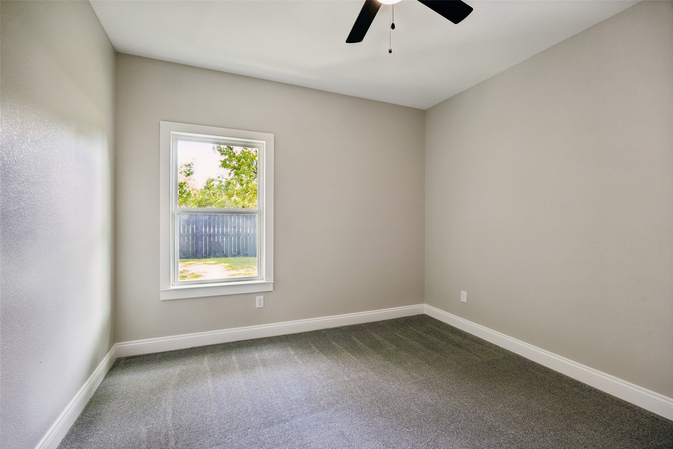 602 W Newton Street Terrell TX 75160
