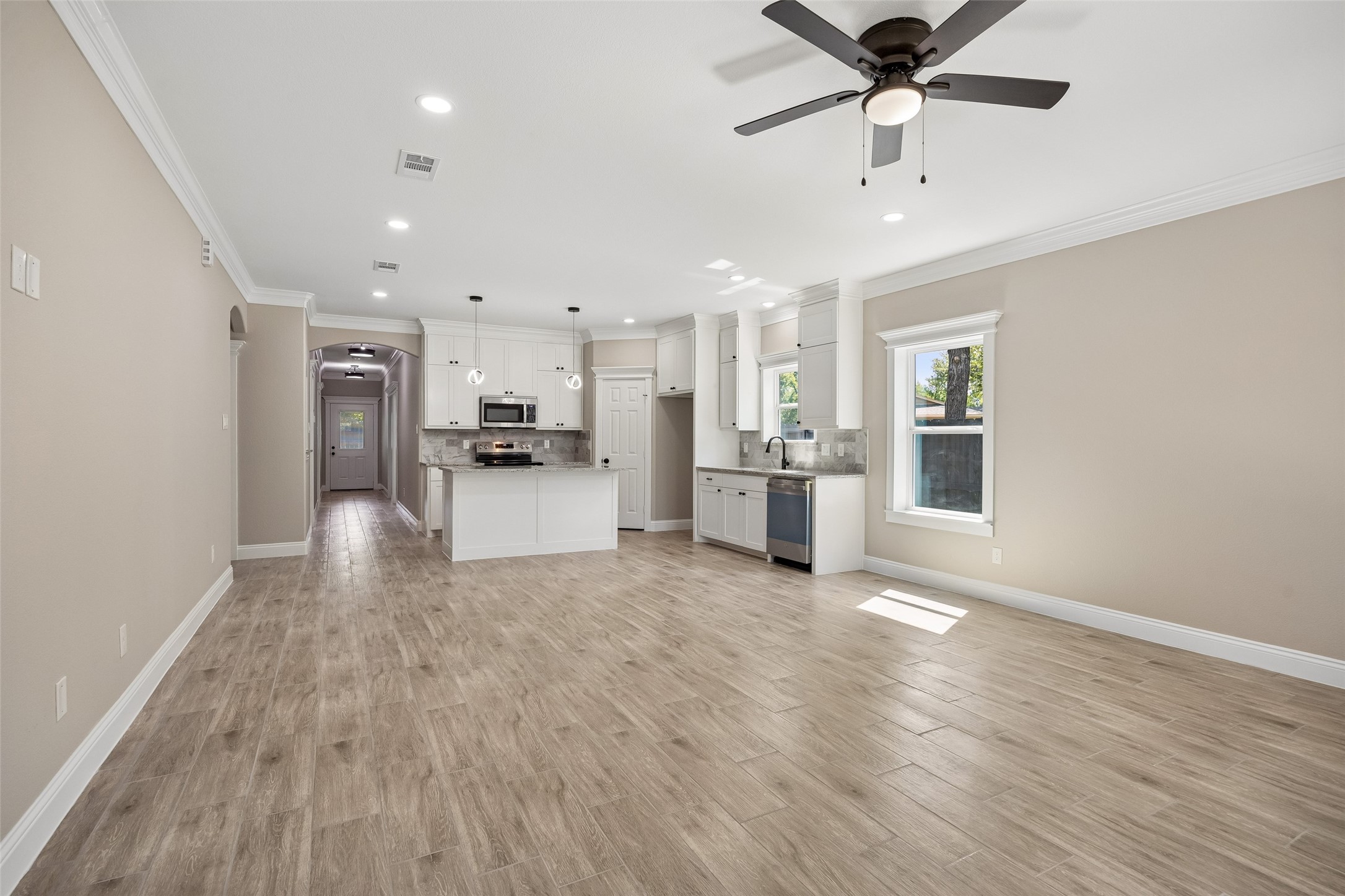 602 W Newton Street Terrell TX 75160