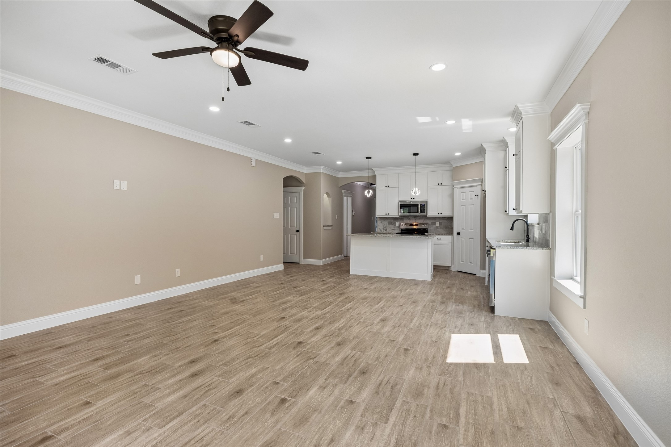 602 W Newton Street Terrell TX 75160