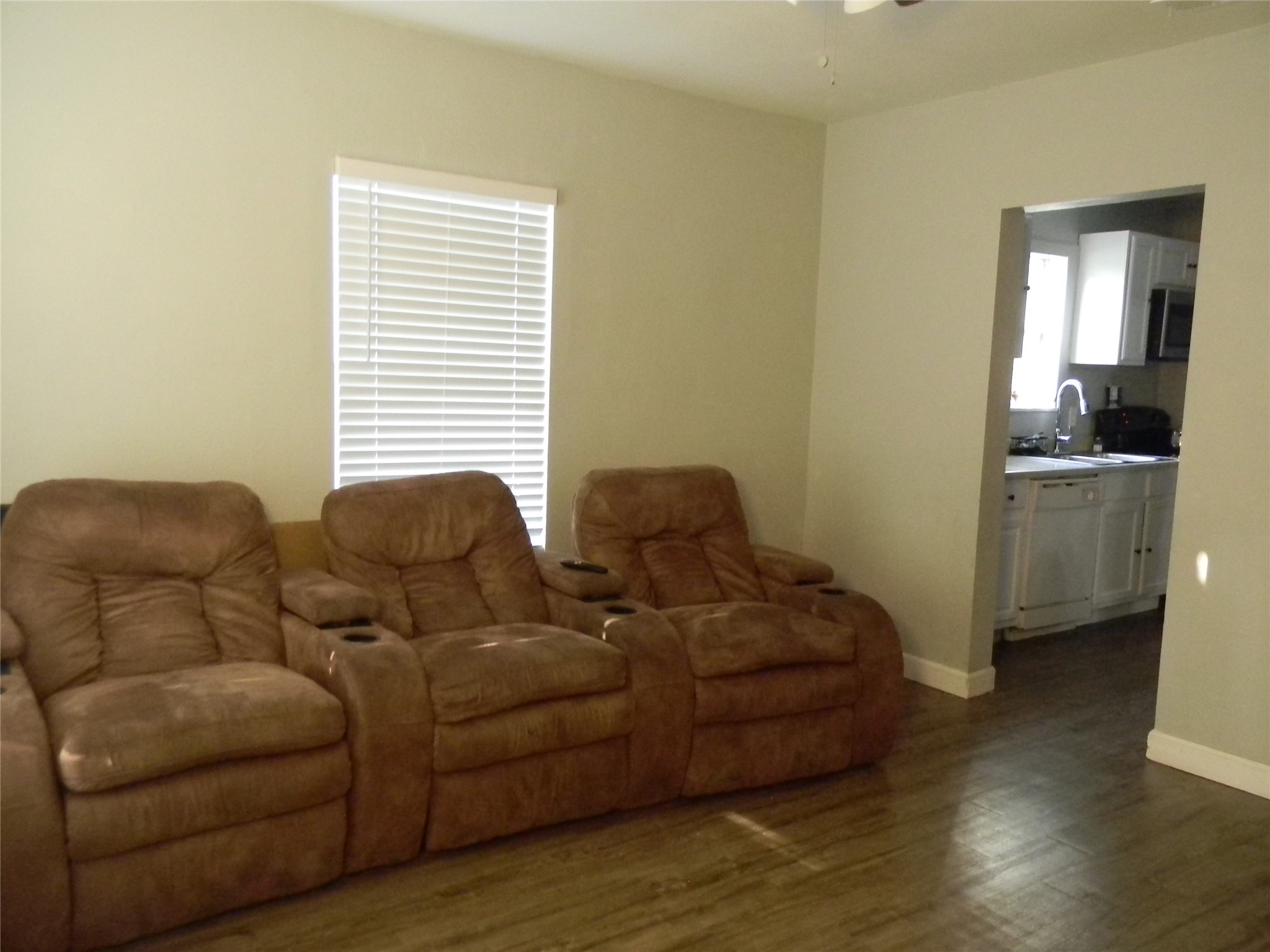 2320 S Denley Drive Dallas TX 75216