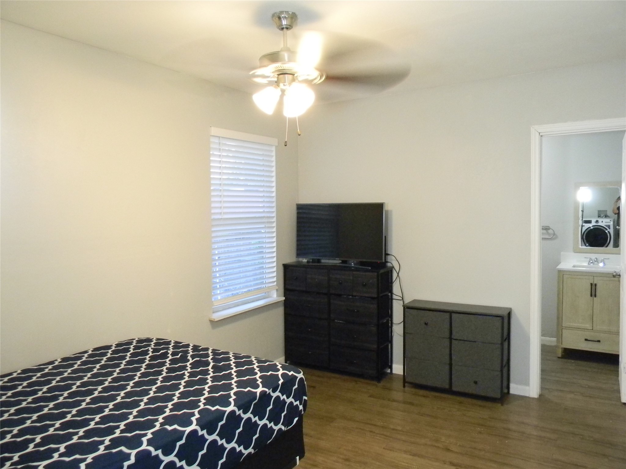 2320 S Denley Drive Dallas TX 75216