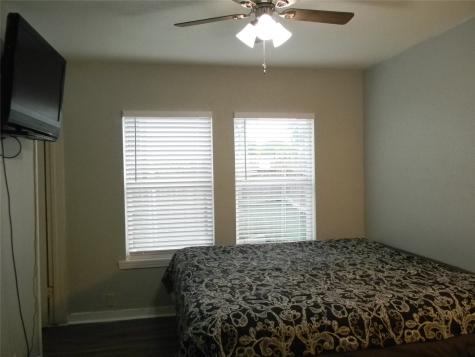 2320 S Denley Drive Dallas TX 75216