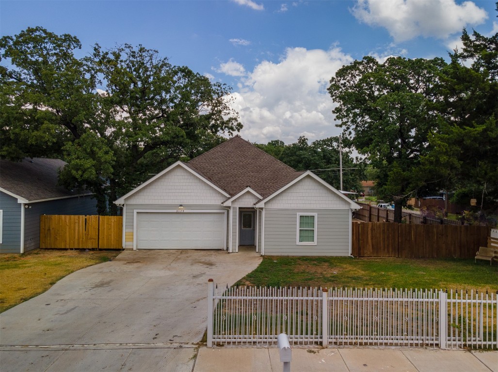 5129 Flamingo Road Fort Worth TX 76119