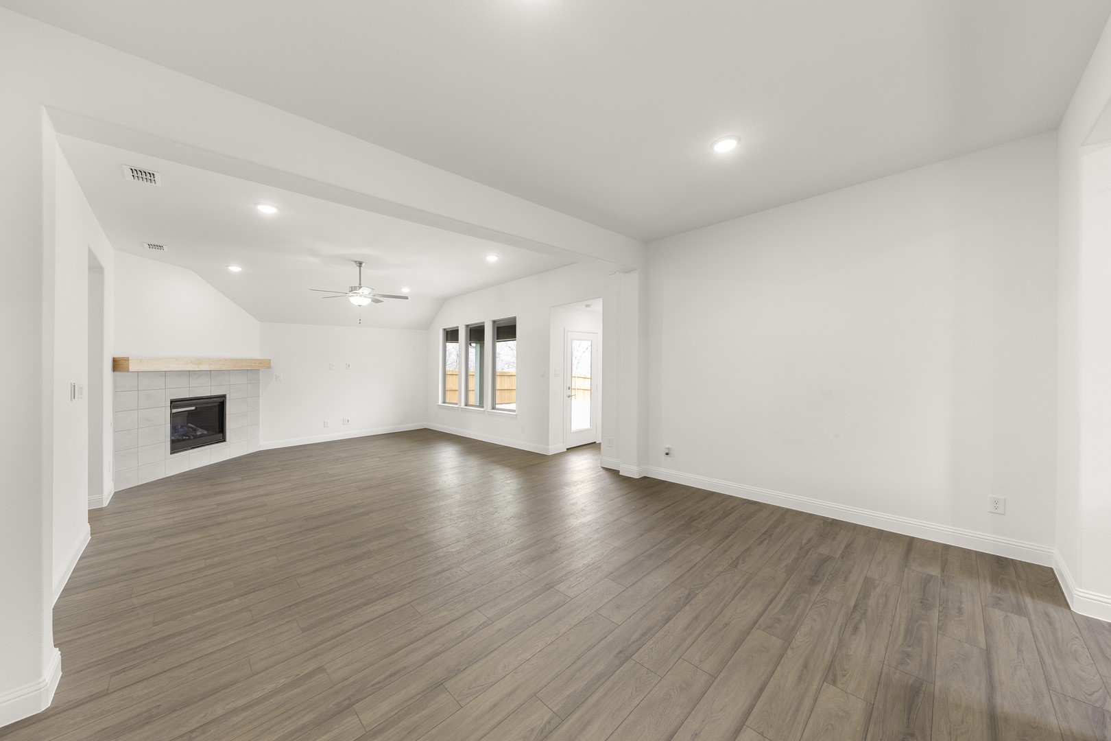 3821 Maize Avenue Heartland TX 75114