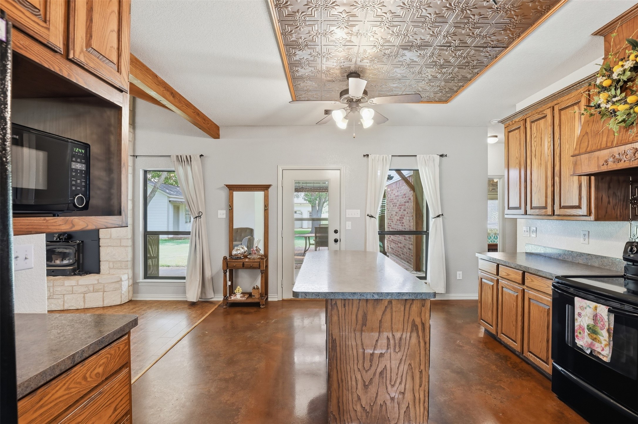 2421 Pecan Springs Road Cleburne TX 76031