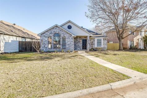 7004 Bentley Avenue Fort Worth TX 76137
