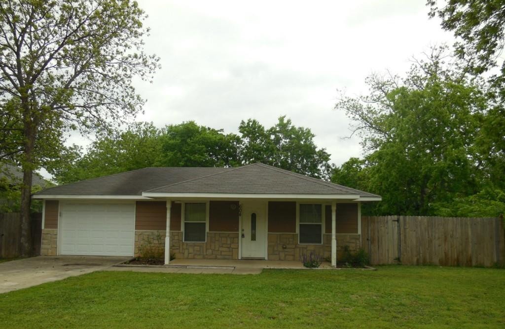 Sherman TX, 604 S Maxey Street