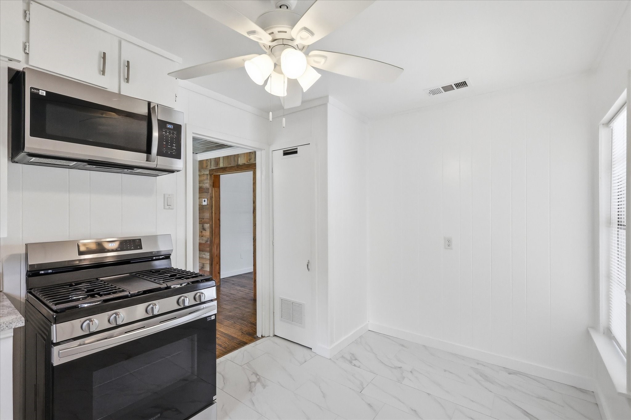 2804 Anita Drive Garland TX 75041