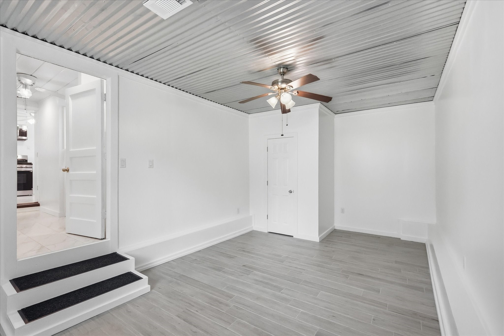 2804 Anita Drive Garland TX 75041
