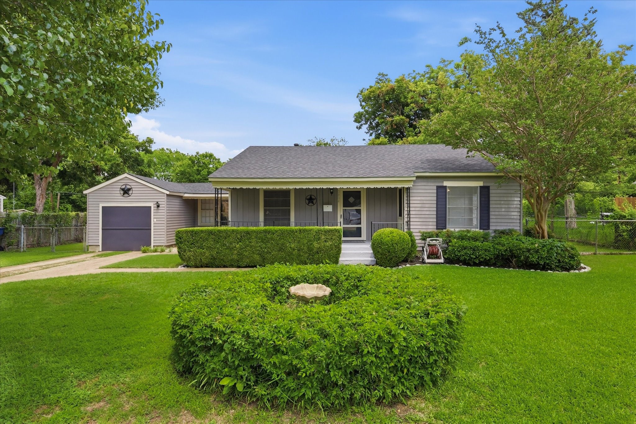2804 Anita Drive Garland TX 75041