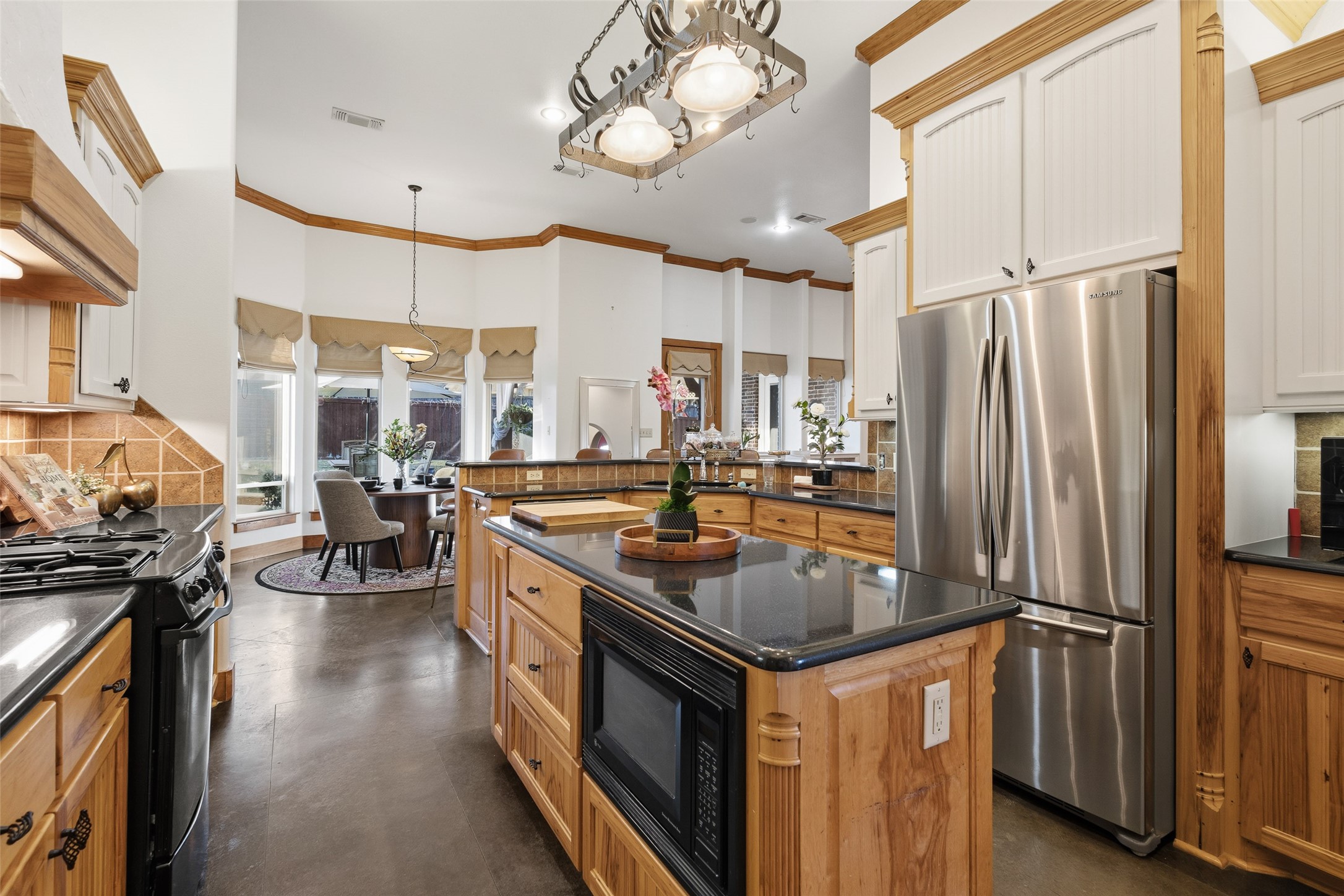 2609 Fair Oaks Circle Sherman TX 75092