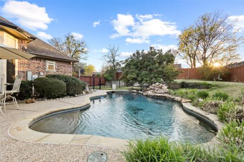 2609 Fair Oaks Circle Sherman TX 75092