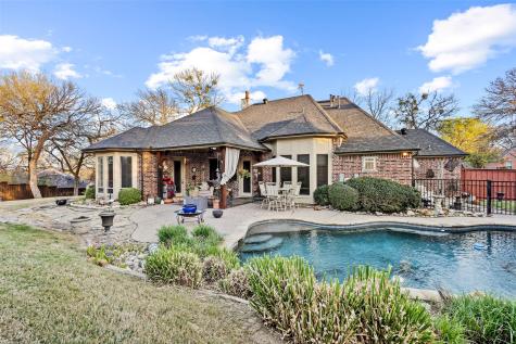 2609 Fair Oaks Circle Sherman TX 75092