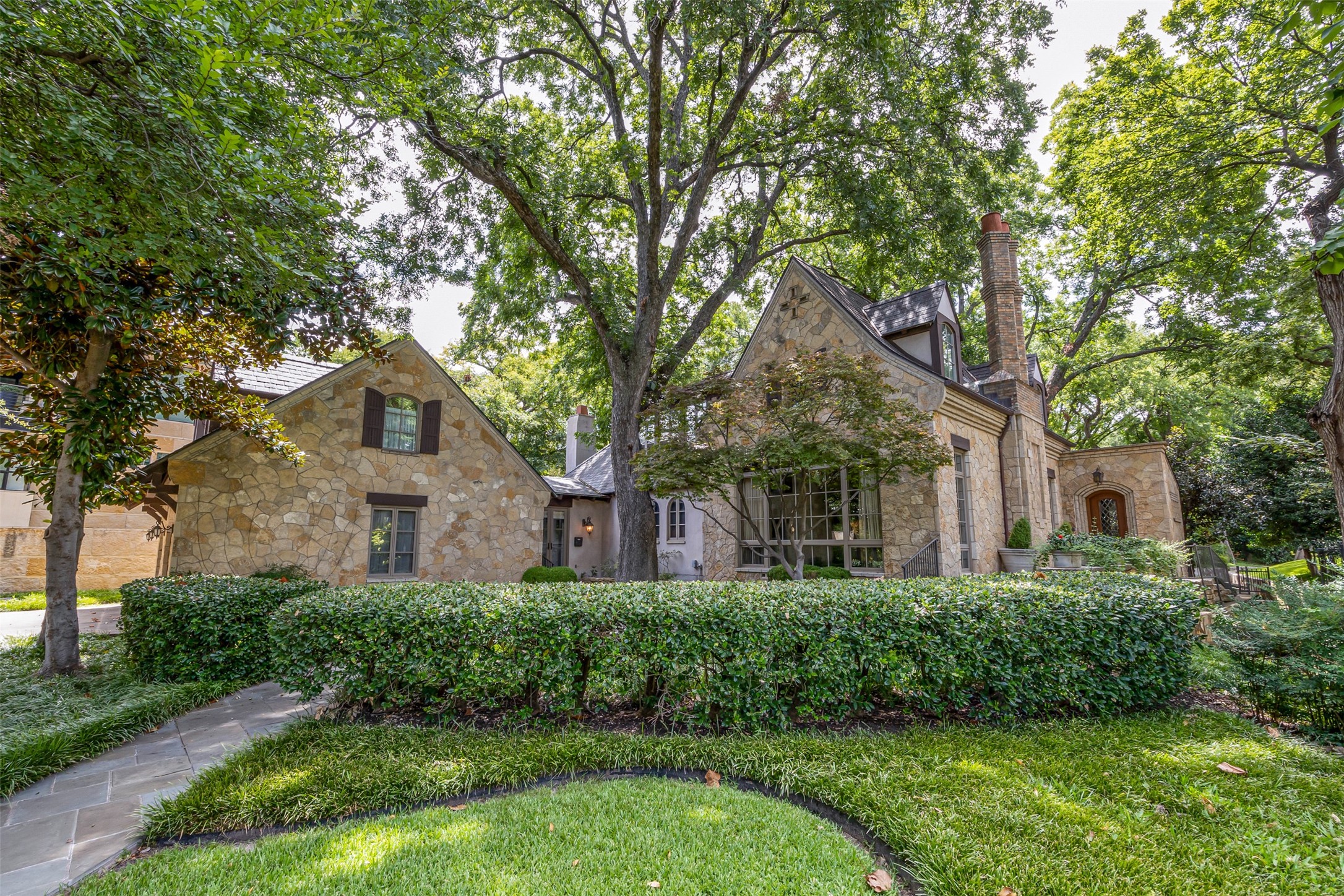 2337 Colonial Parkway Fort Worth TX 76109