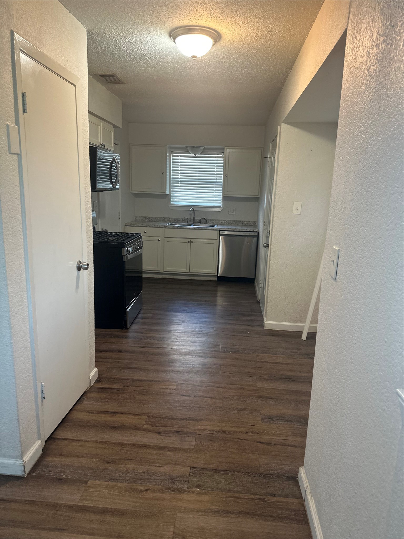 14206 Osage Drive Balch Springs TX 75180