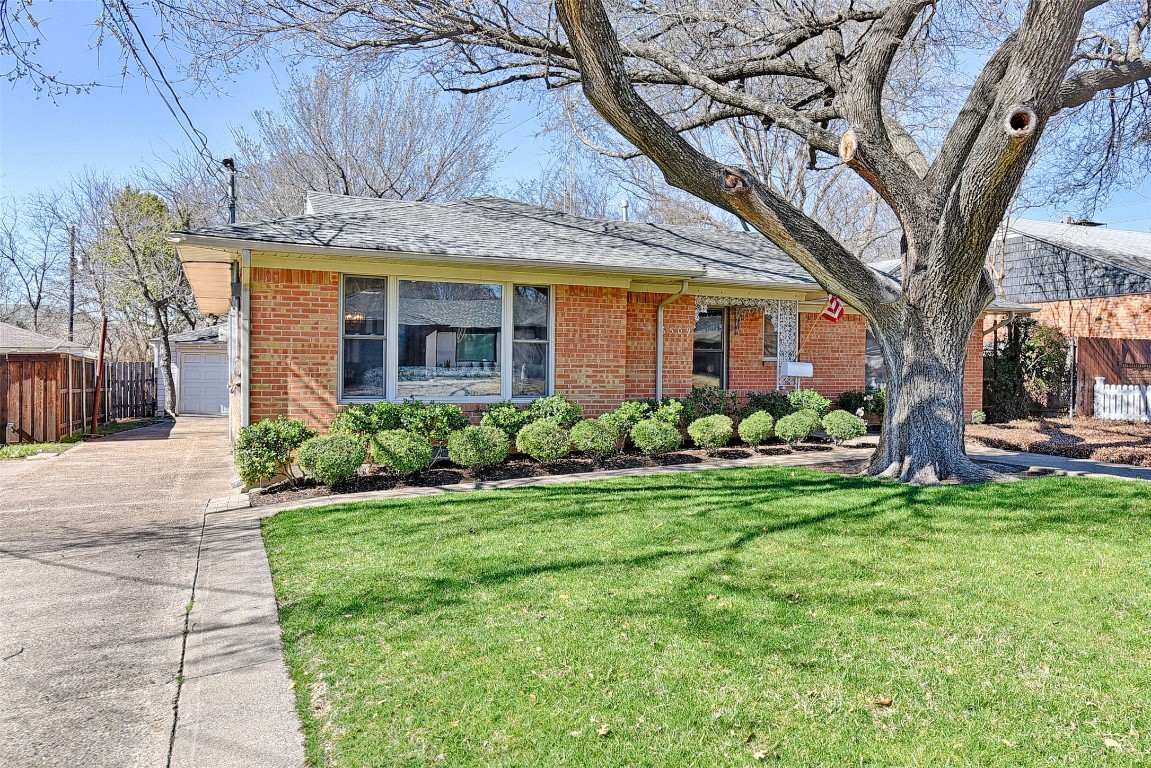 6509 Ridgemont Drive Dallas TX 75214