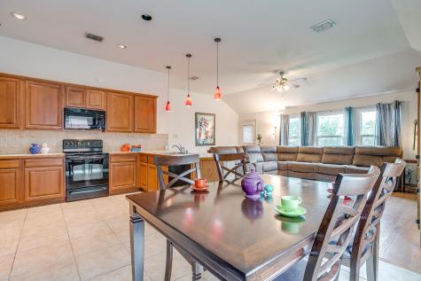 620 Horn Street Crowley TX 76036