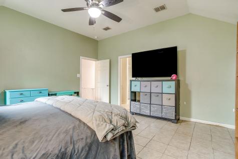 620 Horn Street Crowley TX 76036