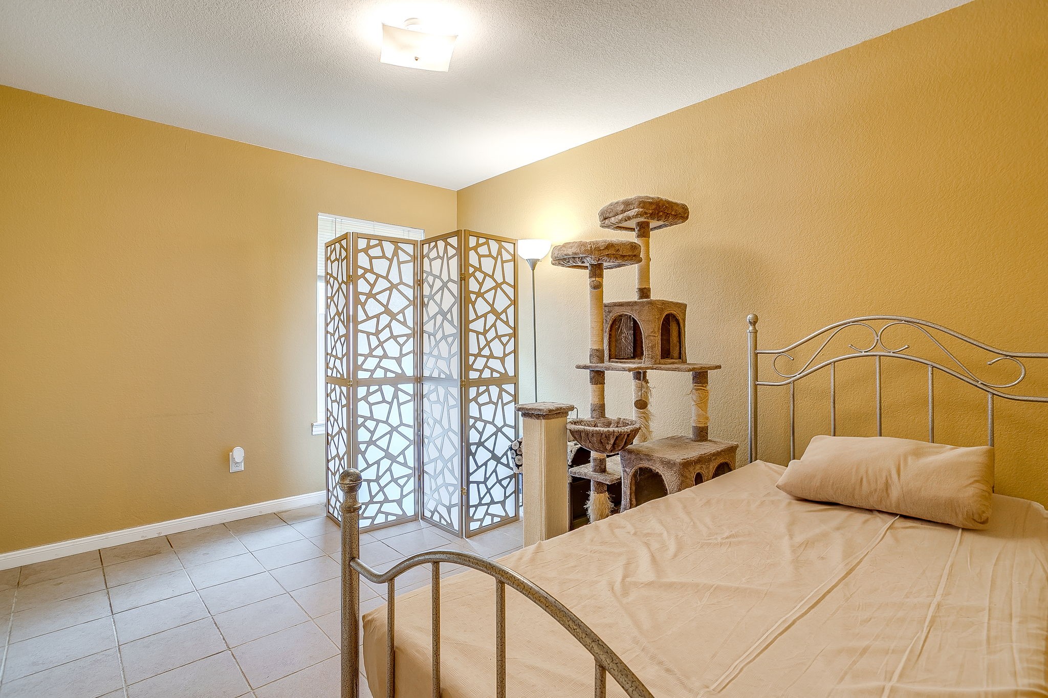 620 Horn Street Crowley TX 76036