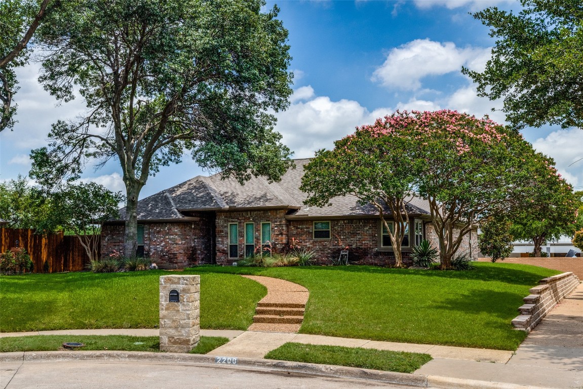 2200 Delmar Drive Plano TX 75075