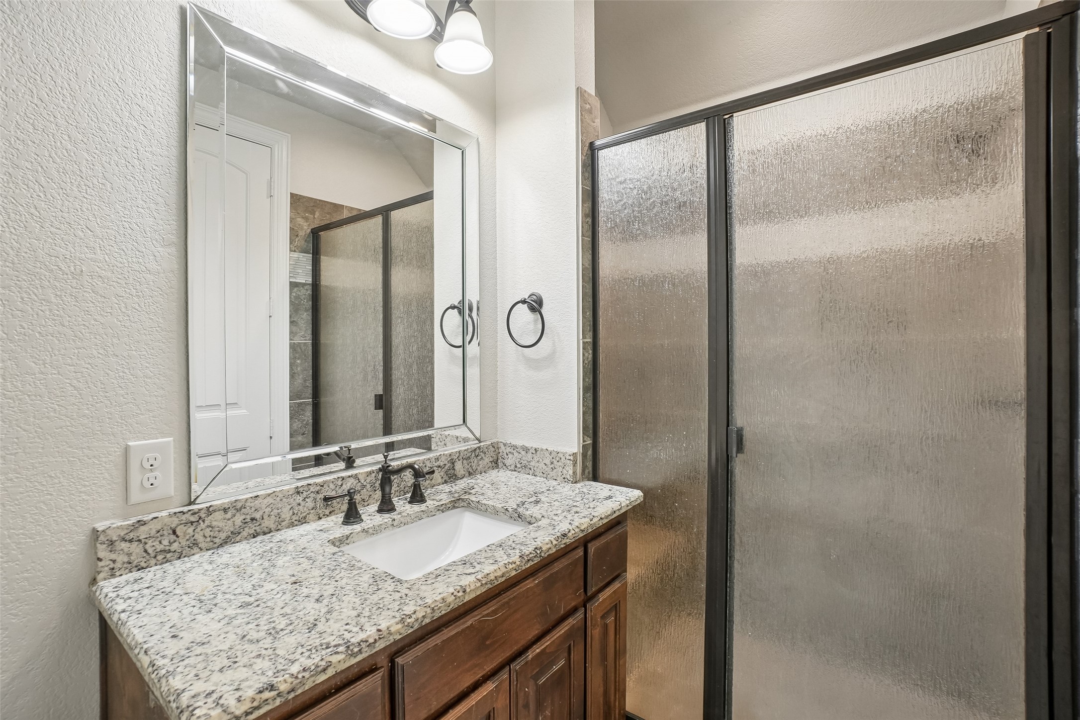 6411 Caliche Circle Midlothian TX 76065