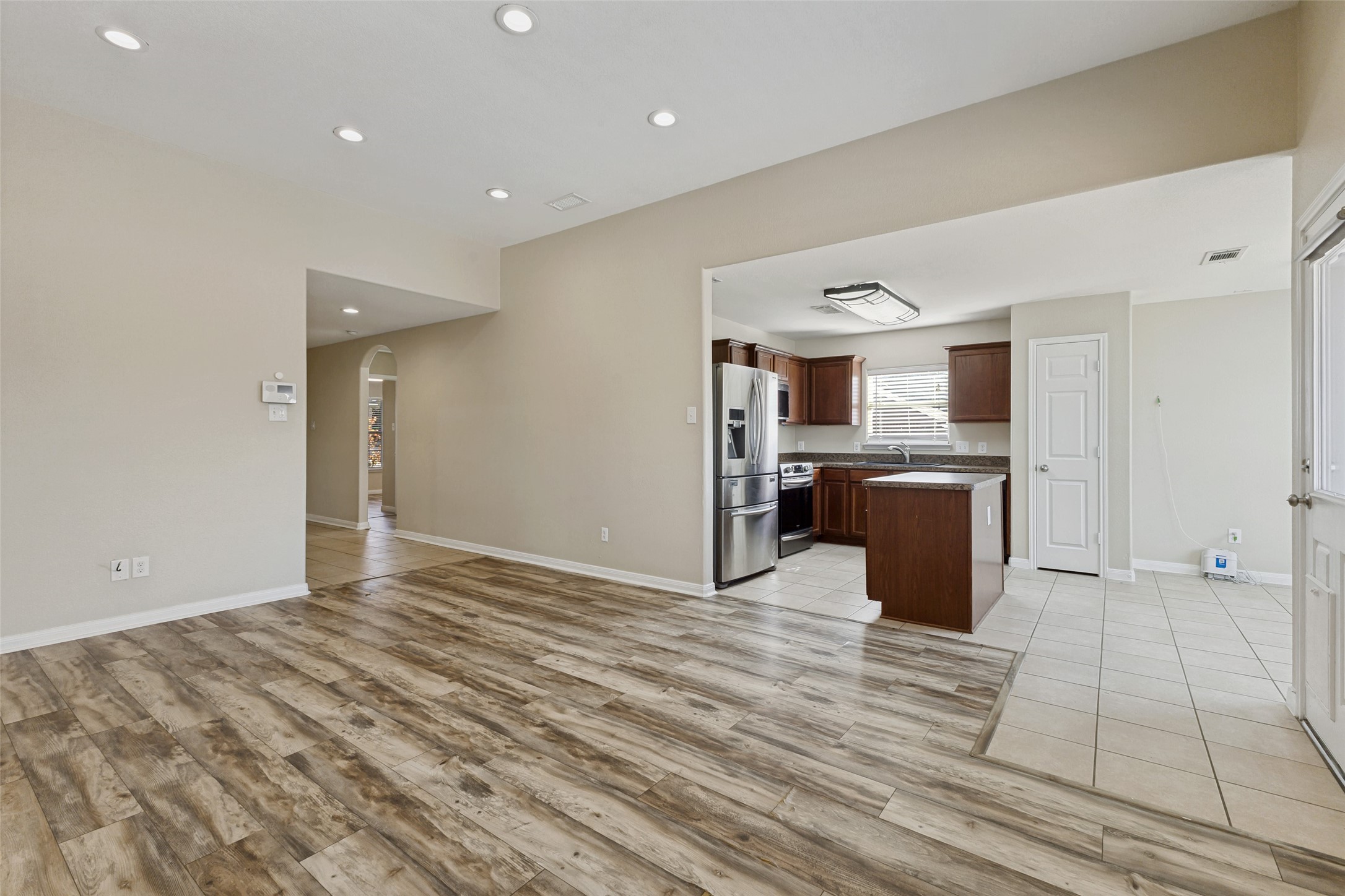 192 Buffalo Ridge Drive Newark TX 76071