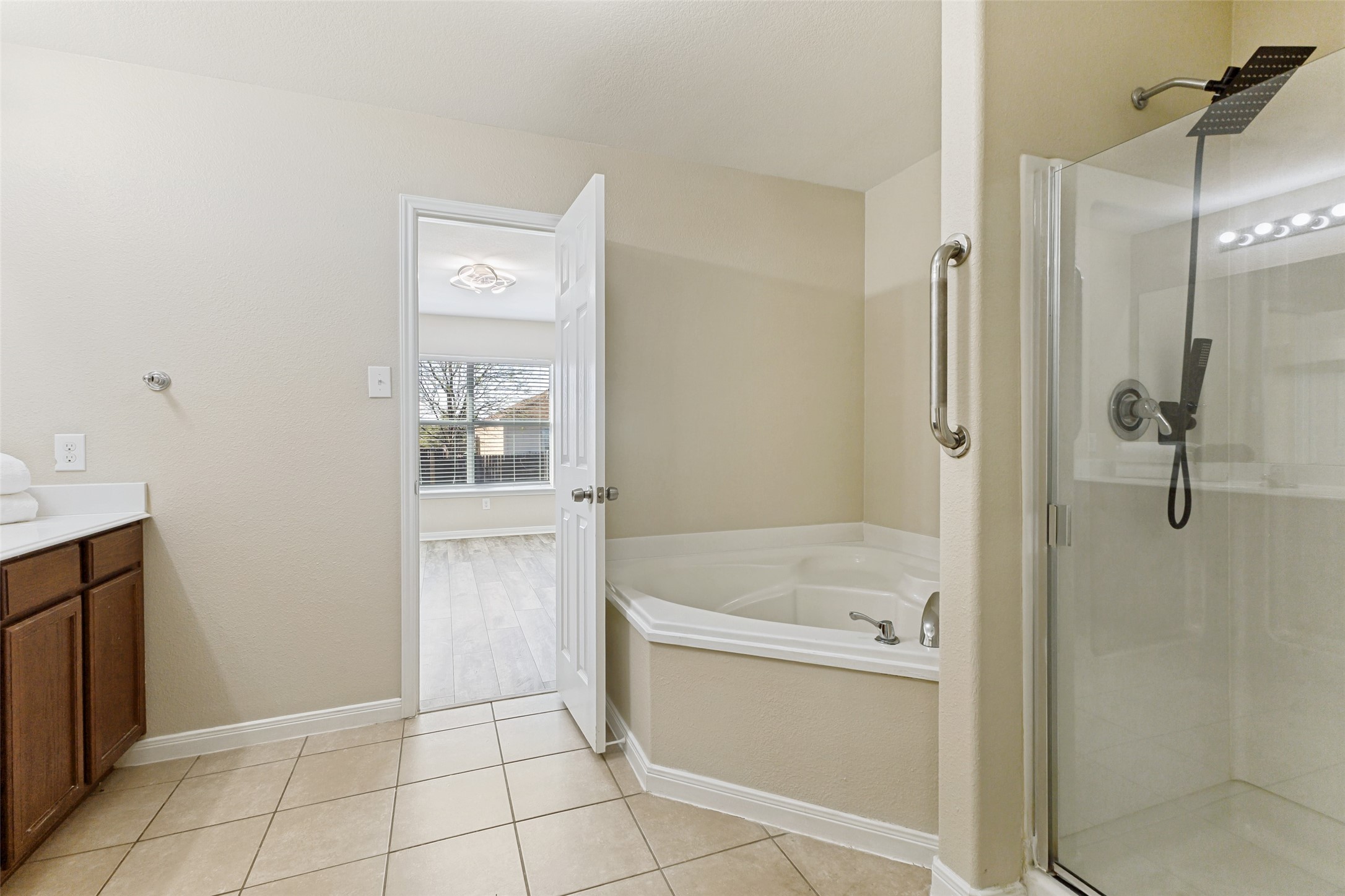 192 Buffalo Ridge Drive Newark TX 76071