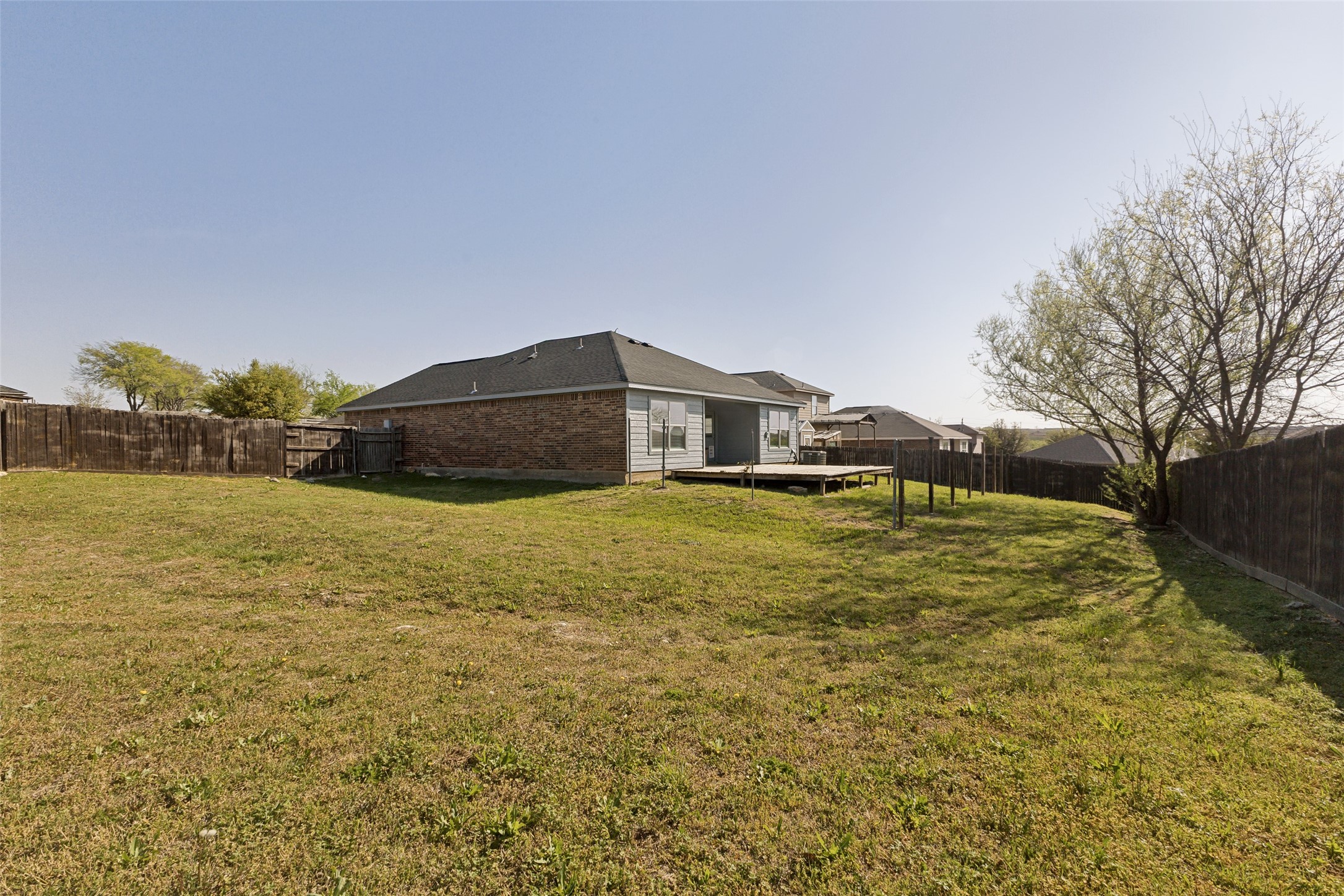 192 Buffalo Ridge Drive Newark TX 76071