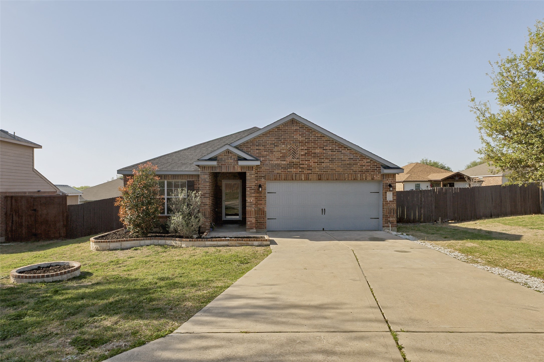 192 Buffalo Ridge Drive Newark TX 76071