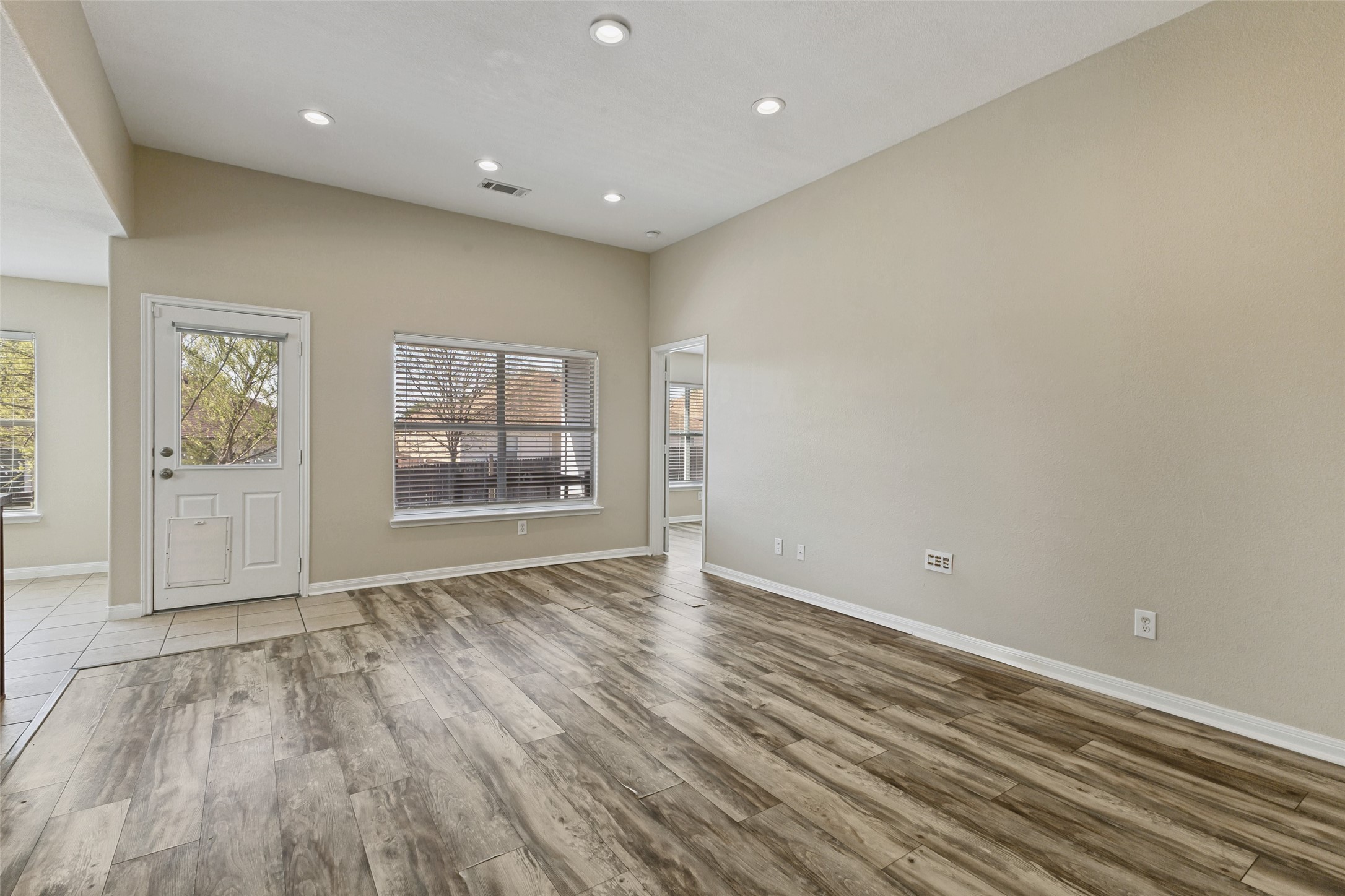 192 Buffalo Ridge Drive Newark TX 76071