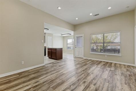 192 Buffalo Ridge Drive Newark TX 76071