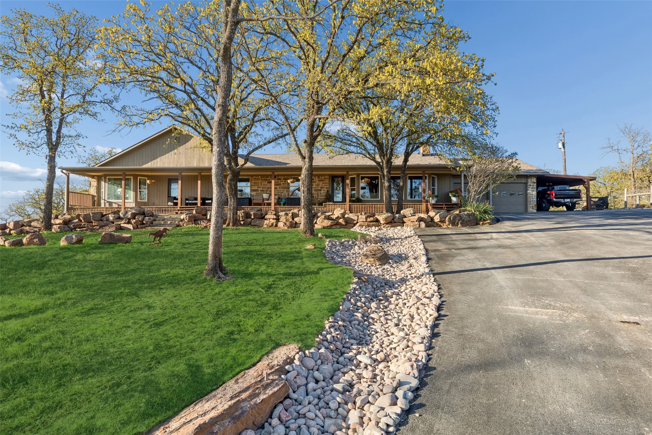 100 Swisher Road Shady Shores TX 76208