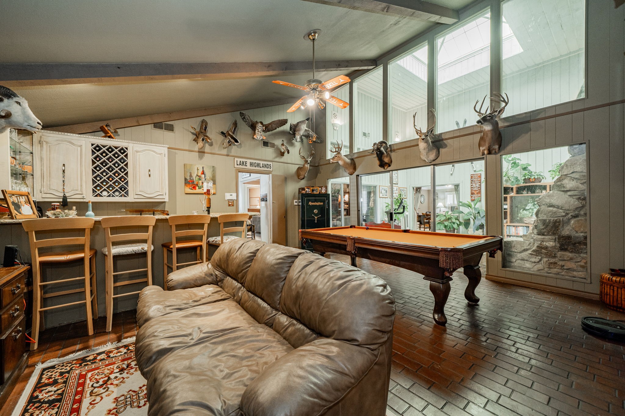 9511 Fallbrook Drive Dallas TX 75243