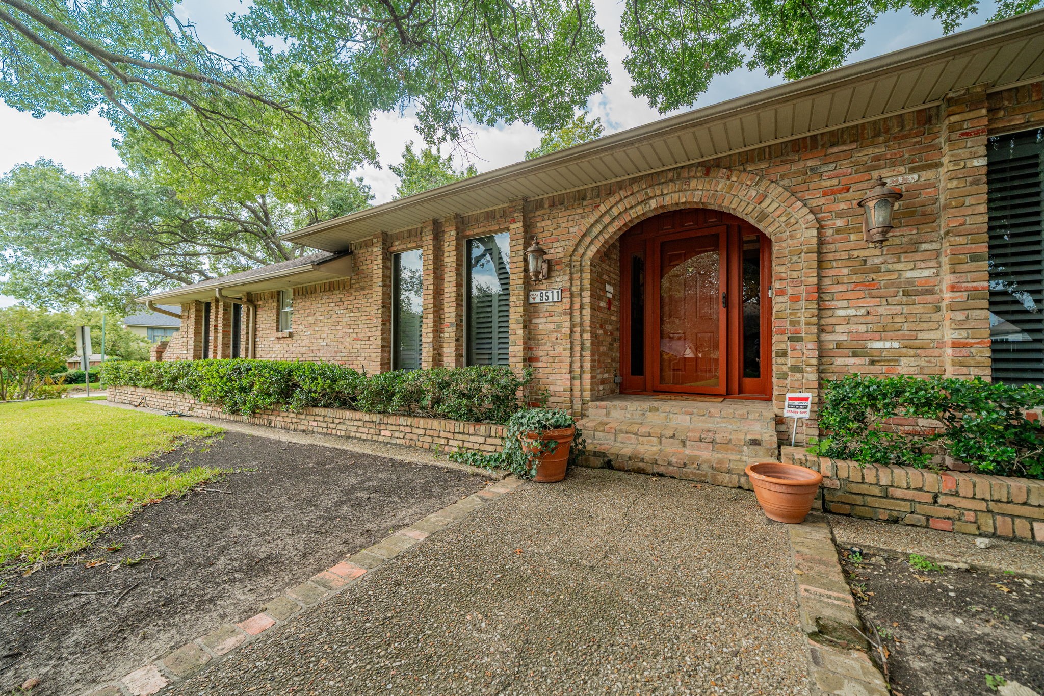 9511 Fallbrook Drive Dallas TX 75243