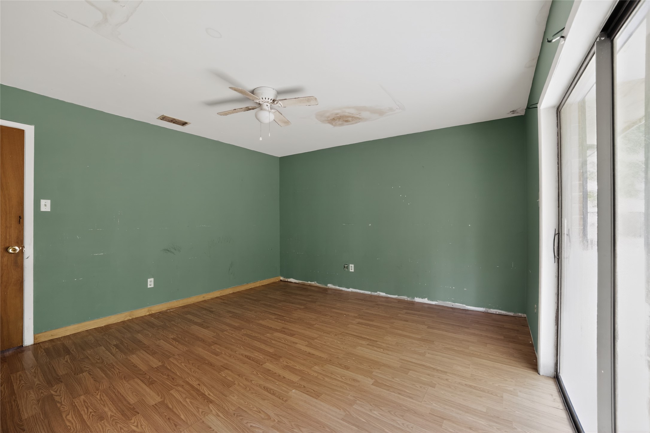 206 Clover Lane Palestine TX 75803