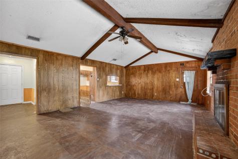 206 Clover Lane Palestine TX 75803